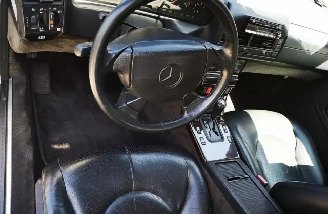 MERCEDES-BENZ SL 
