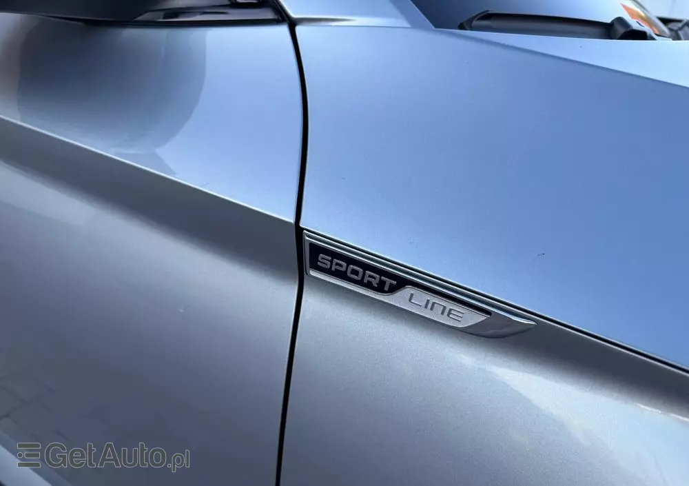 SKODA Superb Combi 2.0 TDI DSG Sportline