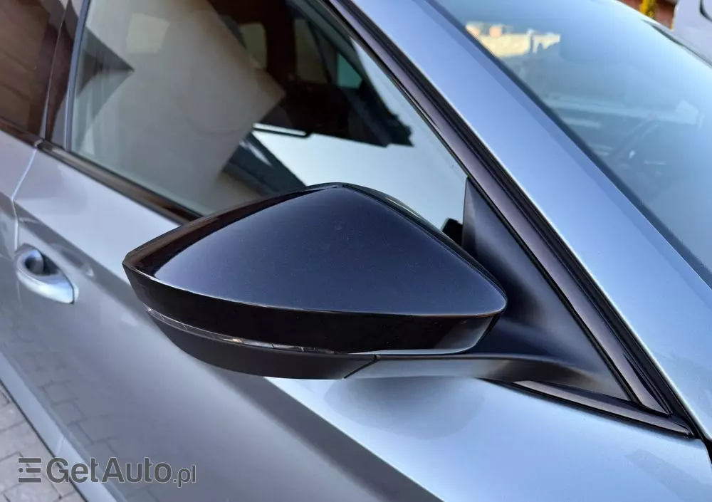 SKODA Superb Combi 2.0 TDI DSG Sportline