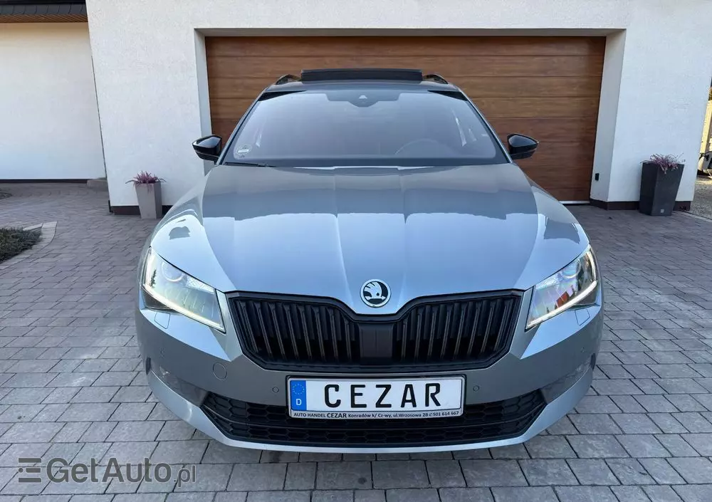 SKODA Superb Combi 2.0 TDI DSG Sportline
