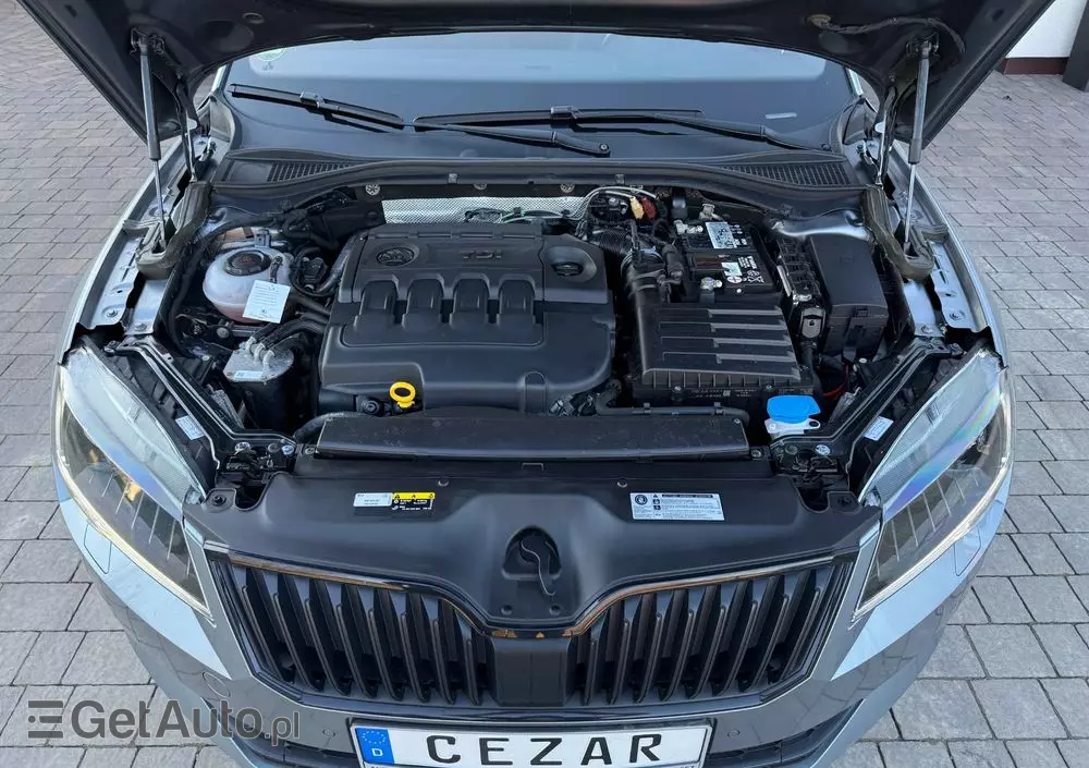 SKODA Superb Combi 2.0 TDI DSG Sportline