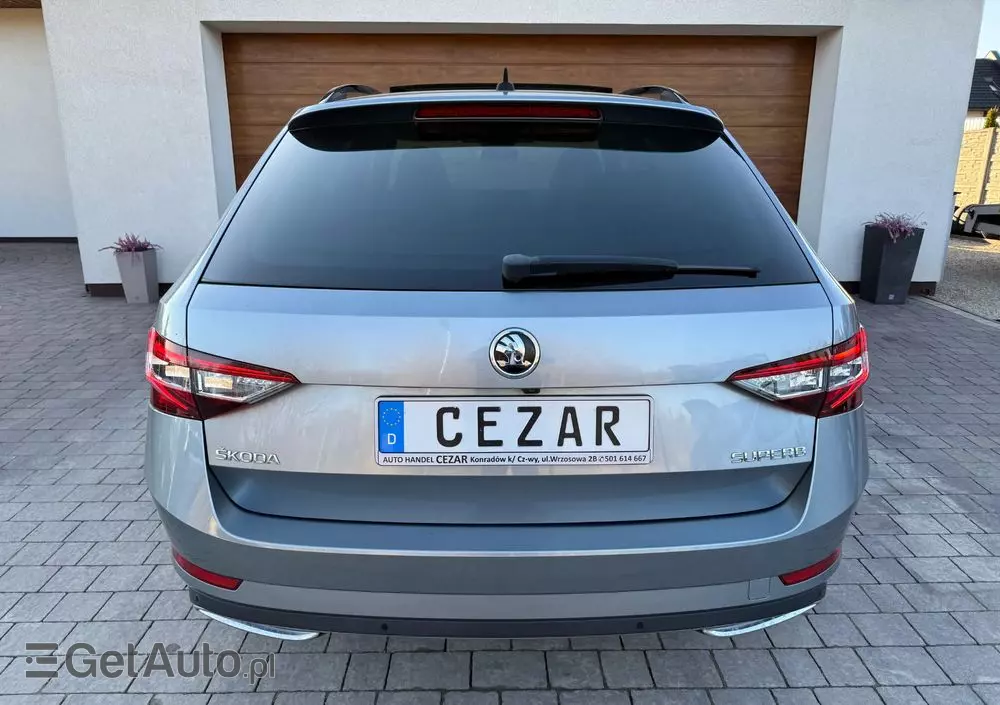 SKODA Superb Combi 2.0 TDI DSG Sportline