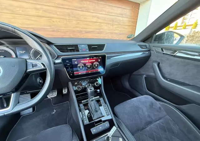 SKODA Superb Combi 2.0 TDI DSG Sportline