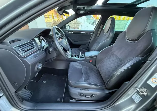 SKODA Superb Combi 2.0 TDI DSG Sportline