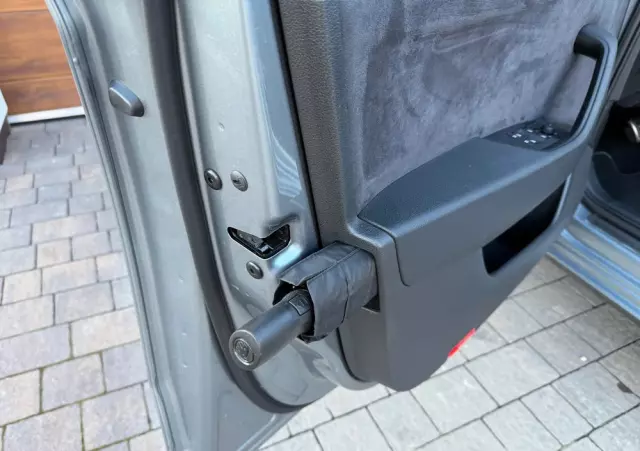 SKODA Superb Combi 2.0 TDI DSG Sportline