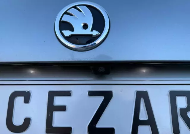 SKODA Superb Combi 2.0 TDI DSG Sportline