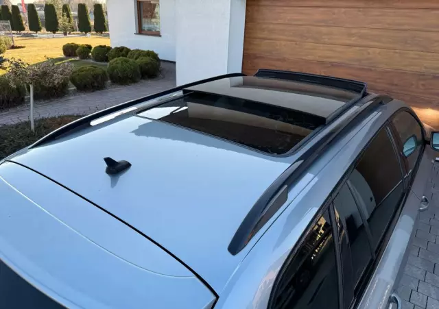 SKODA Superb Combi 2.0 TDI DSG Sportline