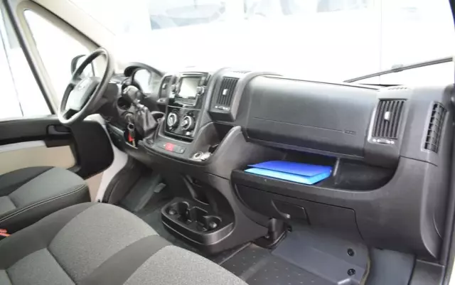 FIAT Ducato brygadówka 6-osobowa  MAXI L3 