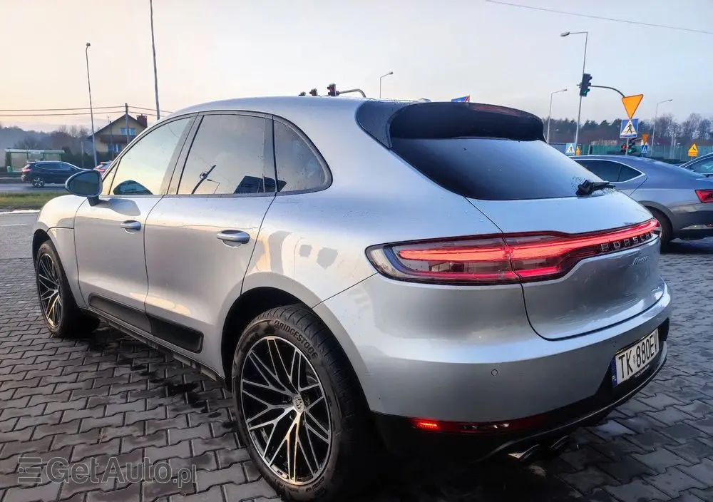 PORSCHE Macan T PDK