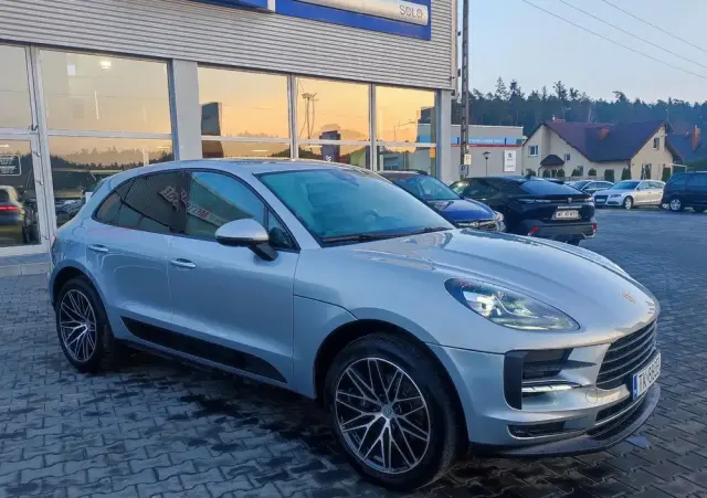 PORSCHE Macan T PDK