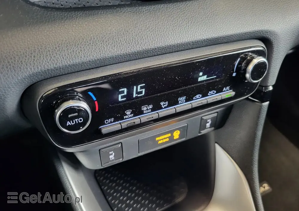 MAZDA 2 Hybrid 1.5 Centre Line CVT