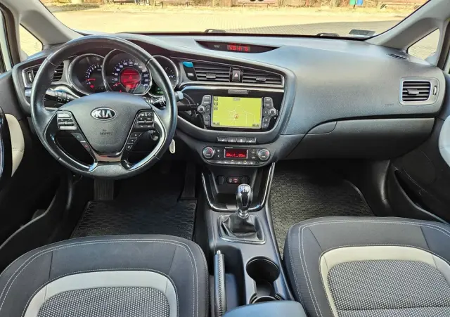 KIA Ceed 1.6 GDI L Business Line