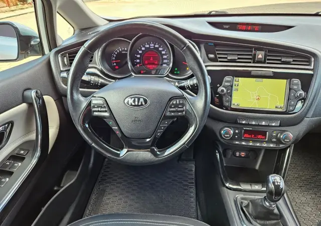 KIA Ceed 1.6 GDI L Business Line