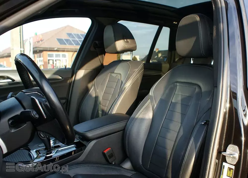 BMW X3 XDrive30i Advantage sport