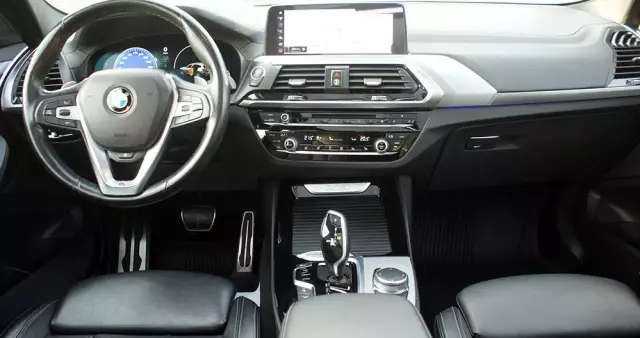 BMW X3 XDrive30i Advantage sport