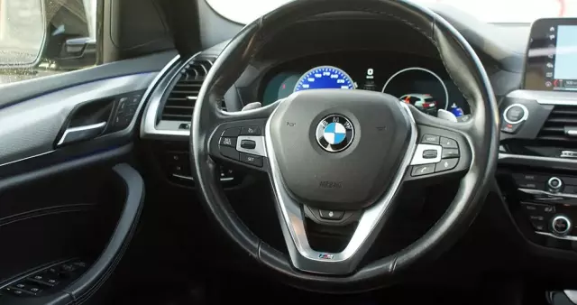 BMW X3 XDrive30i Advantage sport