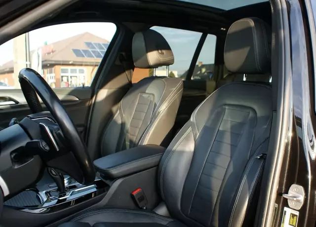 BMW X3 XDrive30i Advantage sport