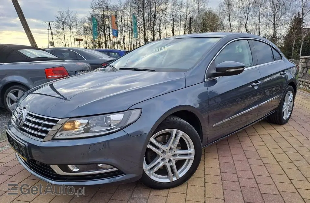 VOLKSWAGEN Passat CC 