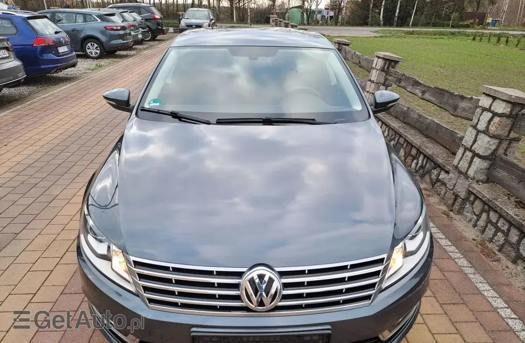 VOLKSWAGEN Passat CC 