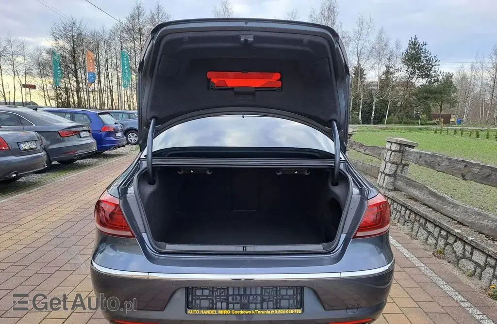 VOLKSWAGEN Passat CC 