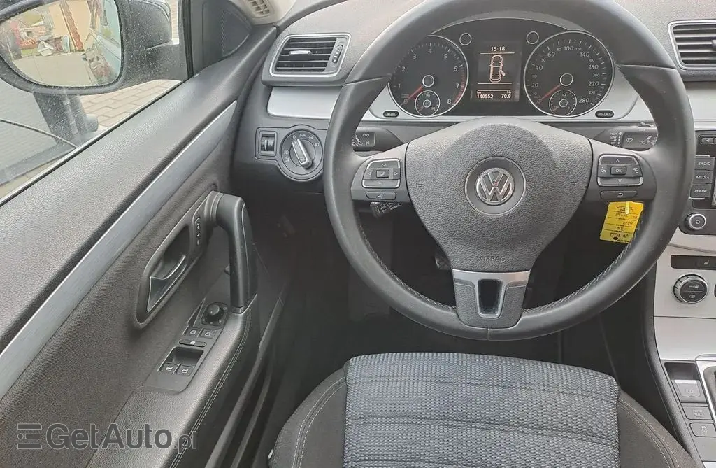 VOLKSWAGEN Passat CC 