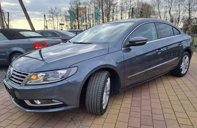 VOLKSWAGEN Passat CC 