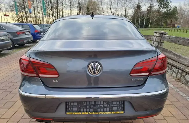 VOLKSWAGEN Passat CC 