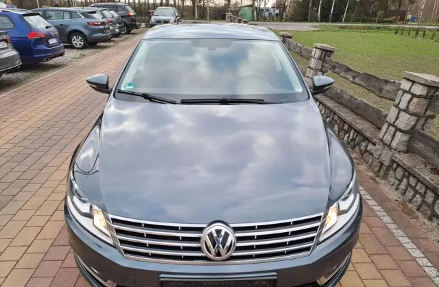 VOLKSWAGEN Passat CC 