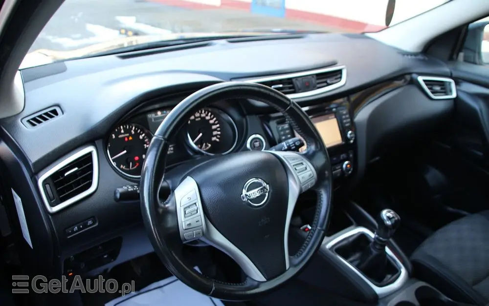 NISSAN Qashqai 1.6 DIG-T 360