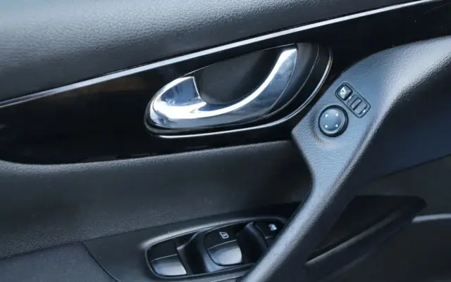 NISSAN Qashqai 1.6 DIG-T 360