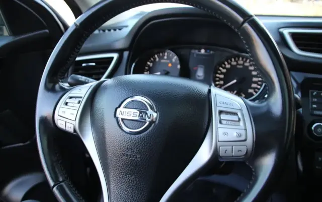 NISSAN Qashqai 1.6 DIG-T 360