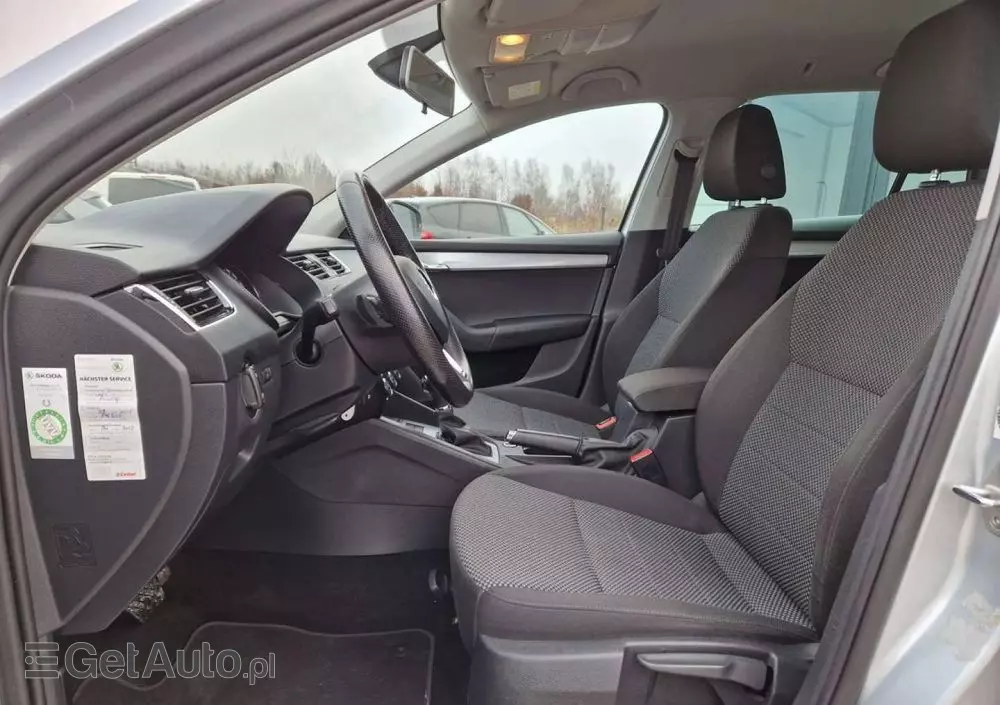 SKODA Octavia 1.6 TDI Edition DSG