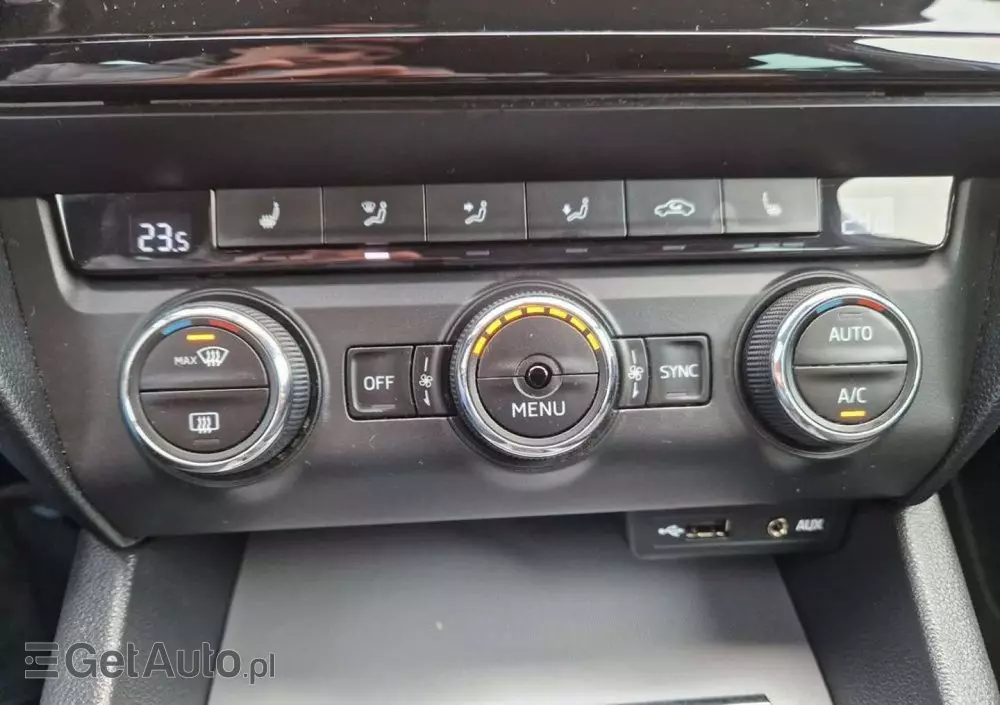 SKODA Octavia 1.6 TDI Edition DSG