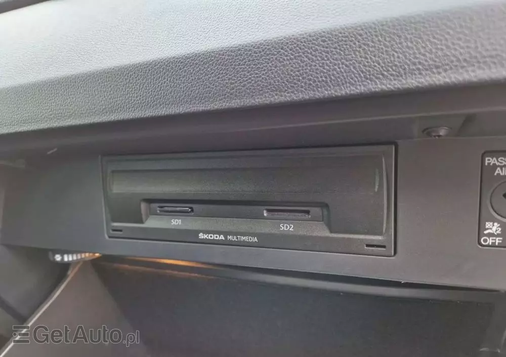 SKODA Octavia 1.6 TDI Edition DSG