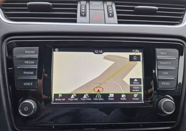 SKODA Octavia 1.6 TDI Edition DSG