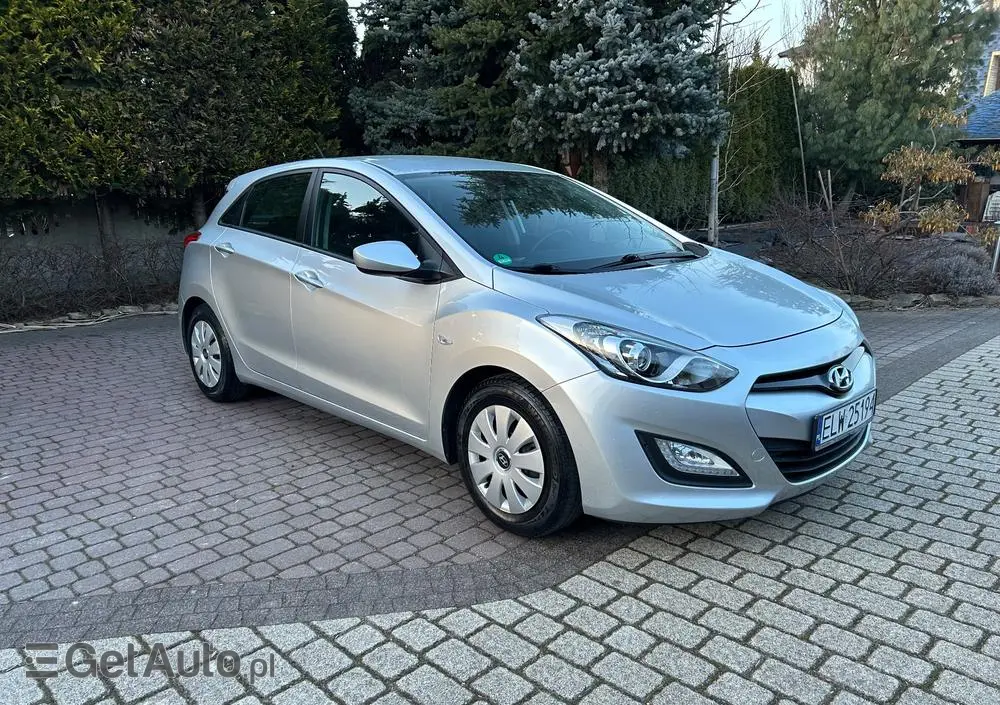 HYUNDAI I30 I30cw 1.4 Fifa World Cup Edition