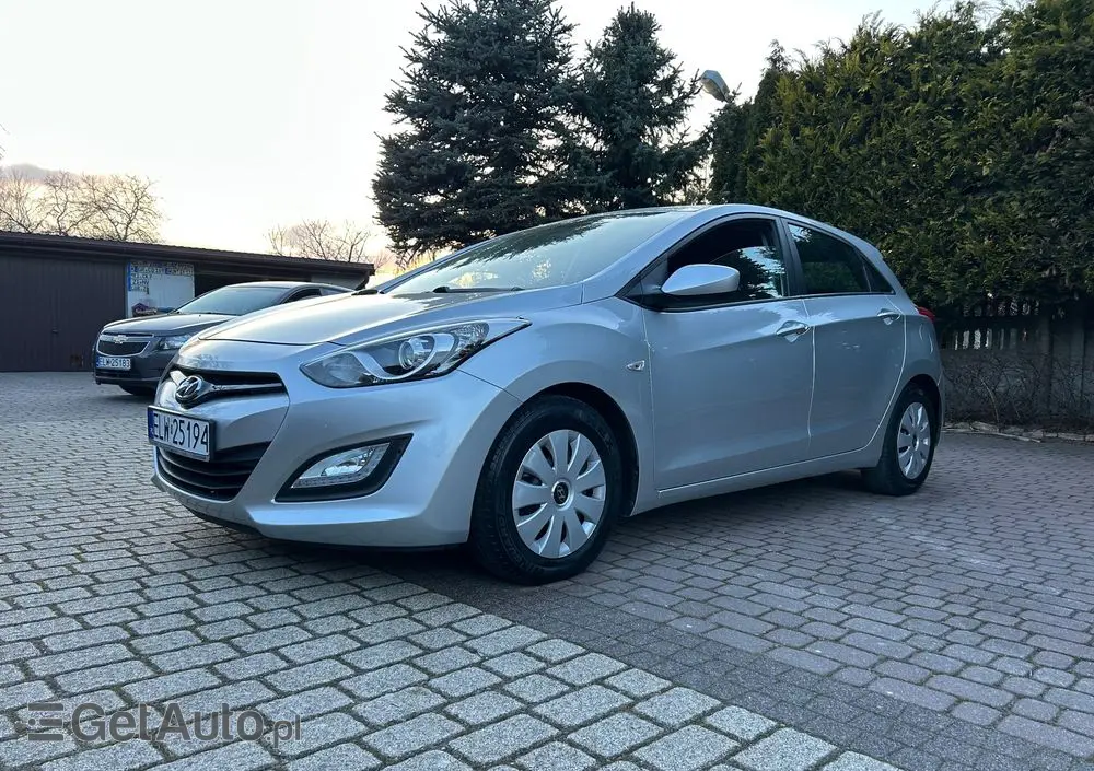 HYUNDAI I30 I30cw 1.4 Fifa World Cup Edition