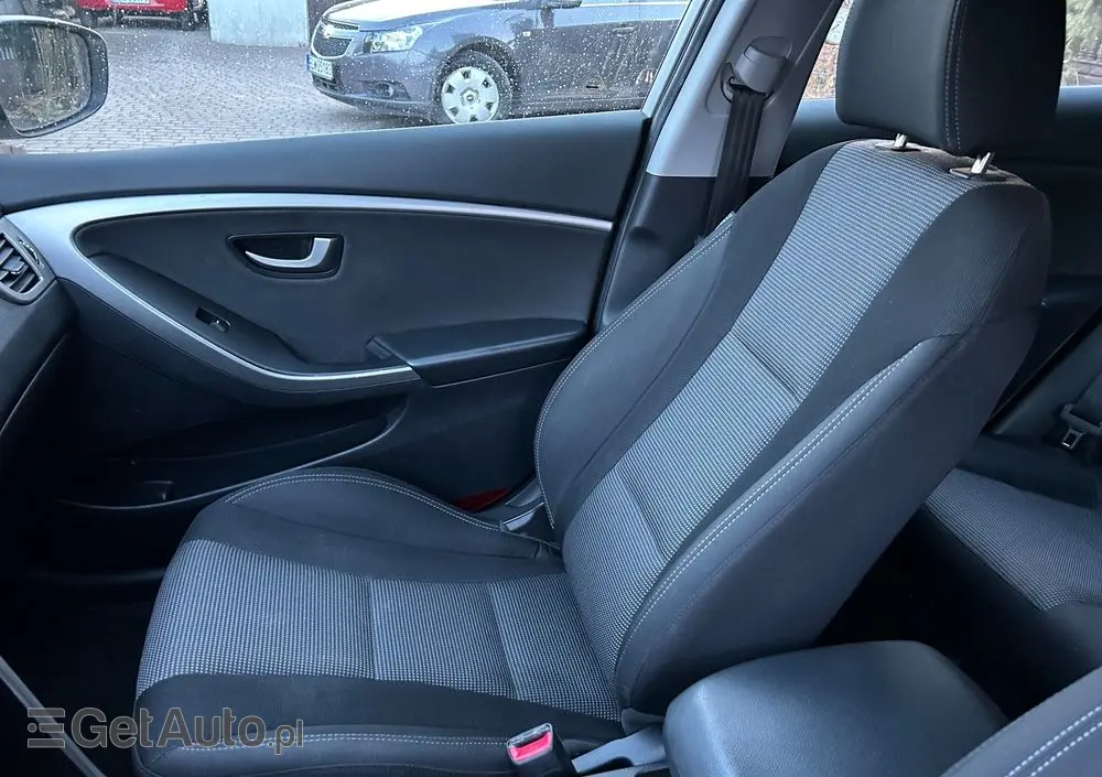 HYUNDAI I30 I30cw 1.4 Fifa World Cup Edition