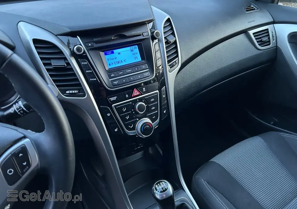 HYUNDAI I30 I30cw 1.4 Fifa World Cup Edition