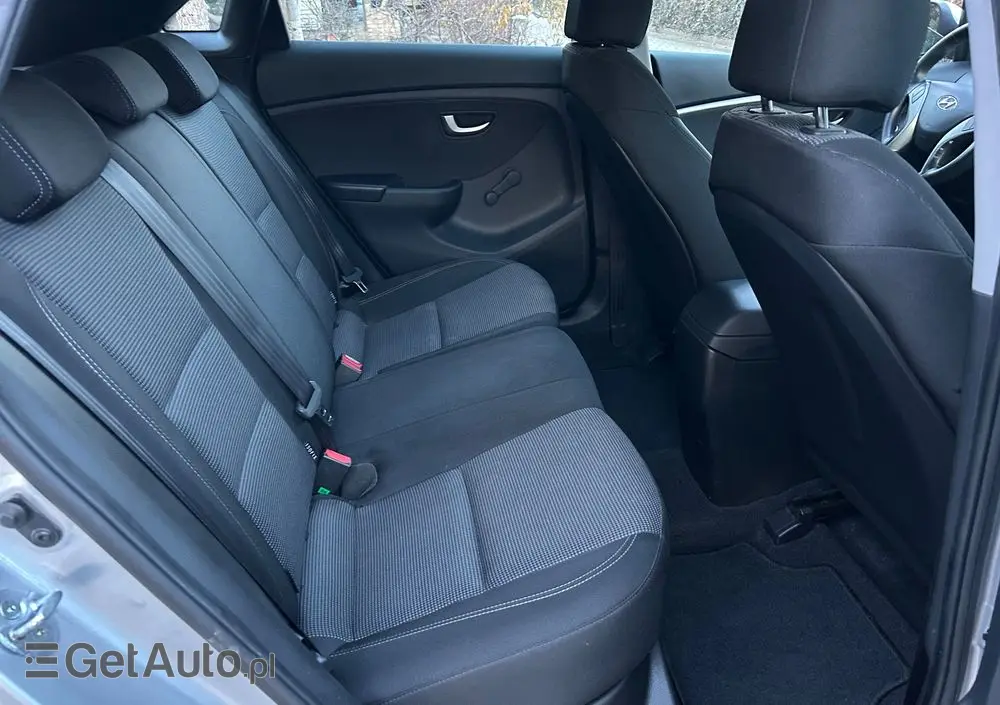 HYUNDAI I30 I30cw 1.4 Fifa World Cup Edition