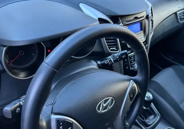 HYUNDAI I30 I30cw 1.4 Fifa World Cup Edition