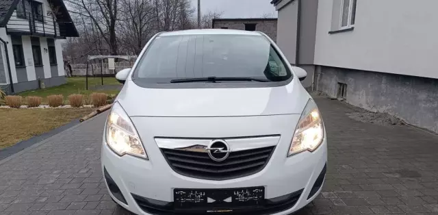 OPEL Meriva 