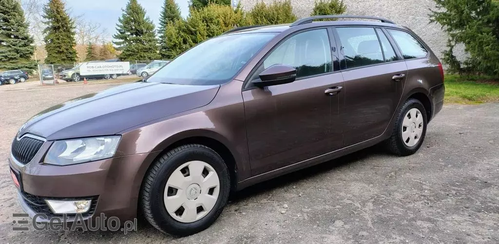 SKODA Octavia 