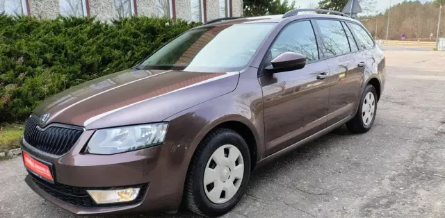 SKODA Octavia 