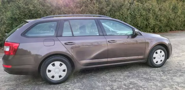 SKODA Octavia 