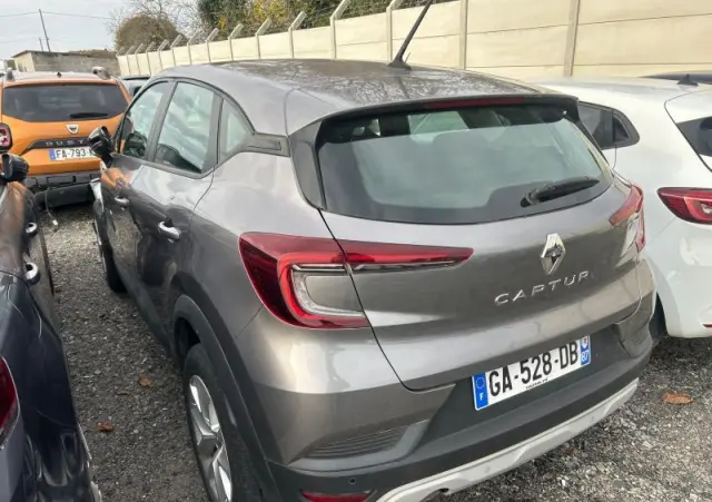 RENAULT Captur 