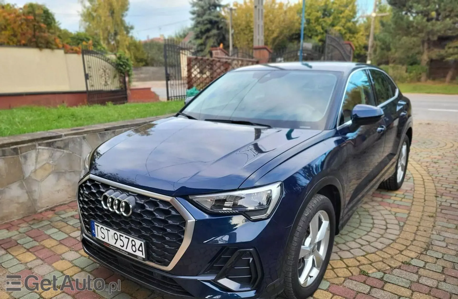 AUDI Q3 