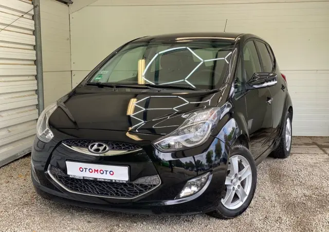 HYUNDAI Ix20 1.4 Premium