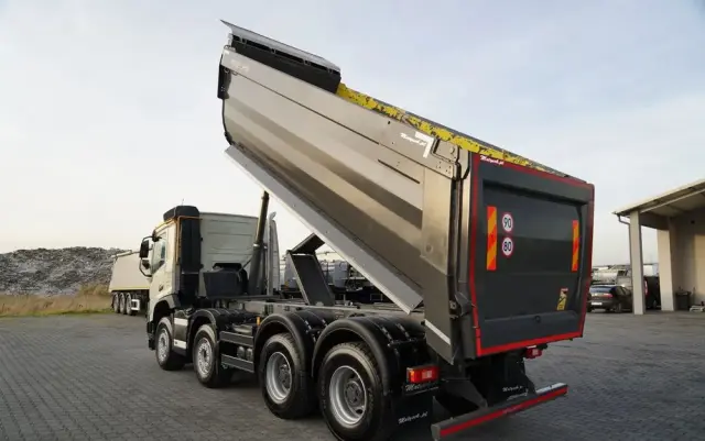 VOLVO FMX 460 / 8x4 / WYWROTKA TYLNOZSYPOWA / MEILLER KIPPER  / EURO 6 / 