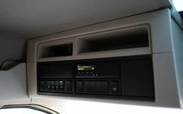 VOLVO FMX 460 / 8x4 / WYWROTKA TYLNOZSYPOWA / MEILLER KIPPER  / EURO 6 / 